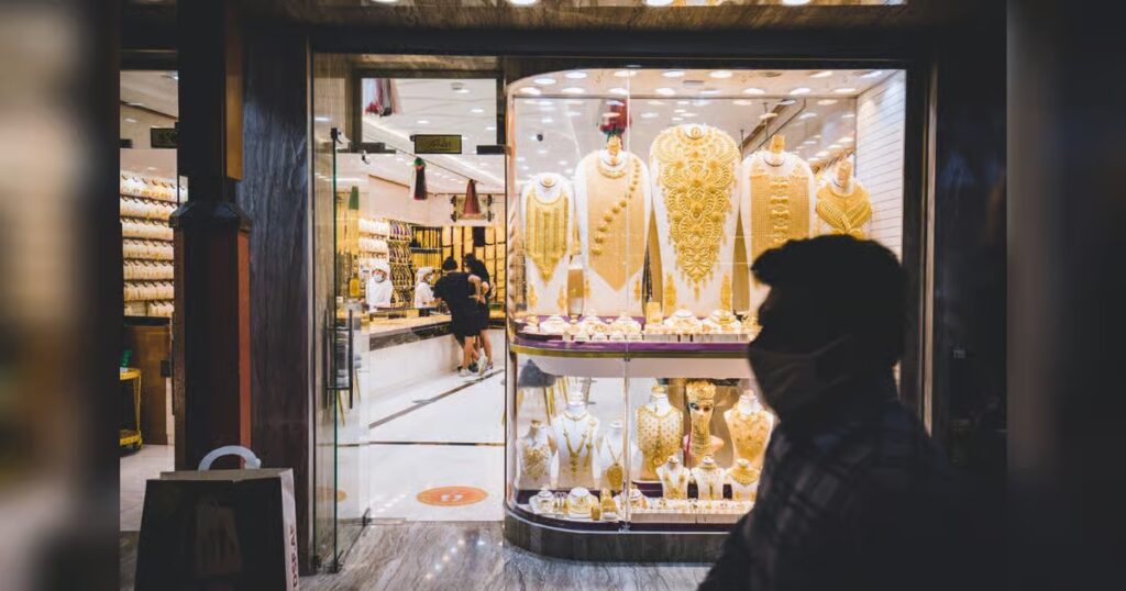 Dubai: Gold loses Dh10.75 in one month, giving investors relief amid Diwali shopping