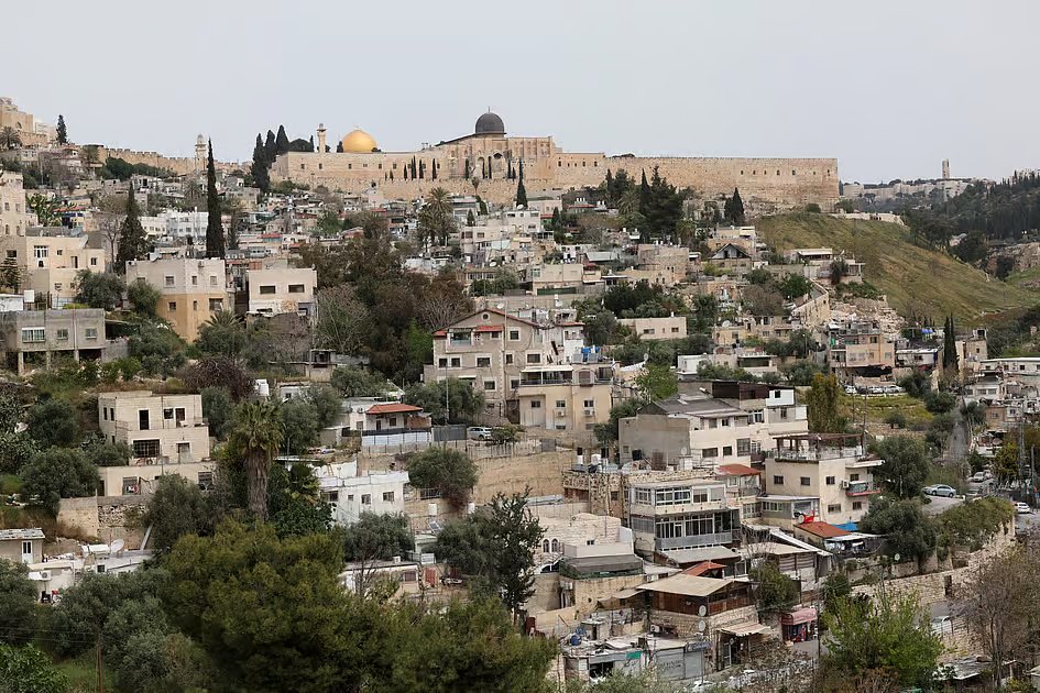 UAE, 7 Muslim countries condemn Israeli settlers’ incursion into Al-Aqsa Mosque