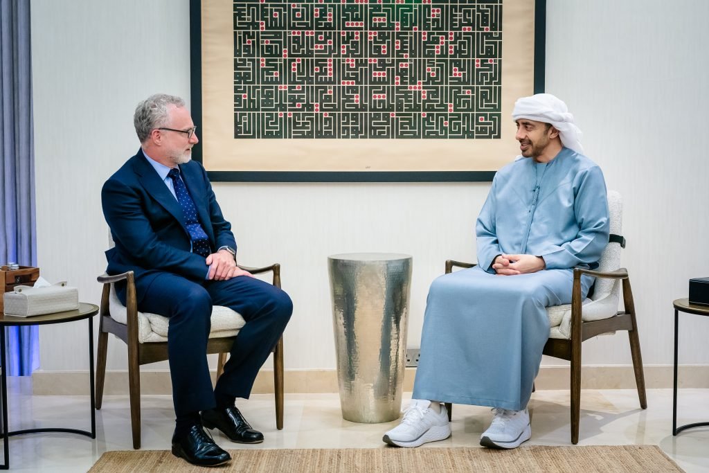 Abdullah bin Zayed receives Canadian Prime Minister’s Senior Advisor on Foreign, Defence & Security Policy