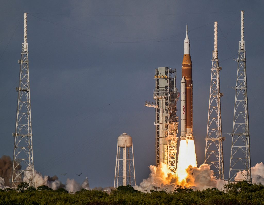 Artemis 2 astronauts depart Earth orbit towards Moon