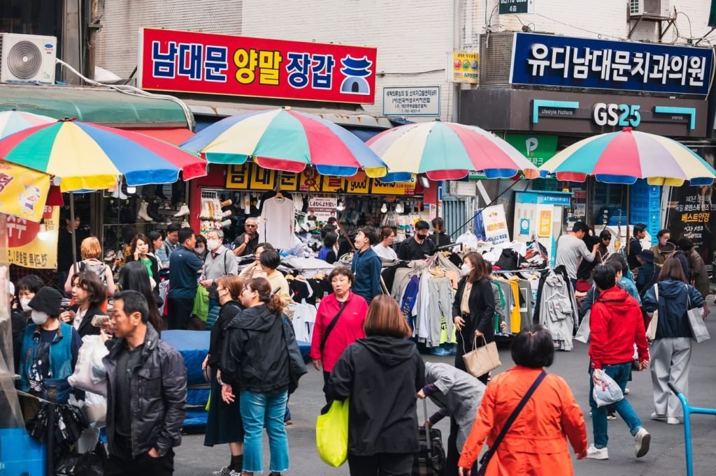 South Korea’s consumer prices rise 2.2% in March on surging oil prices
