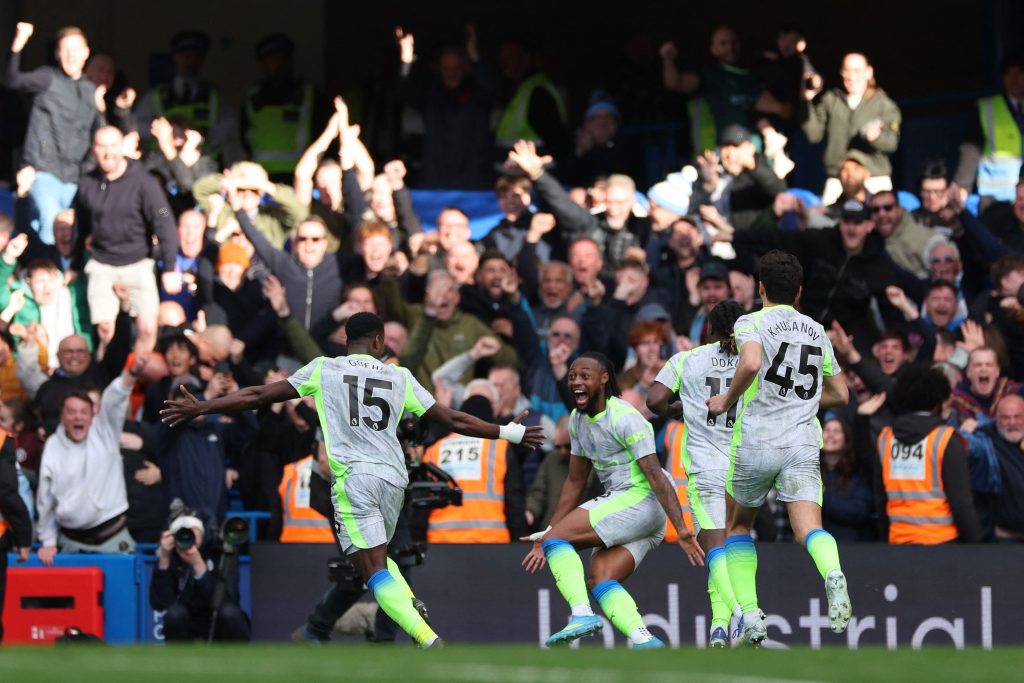 City secure vital victory over Chelsea to keep title hopes alive