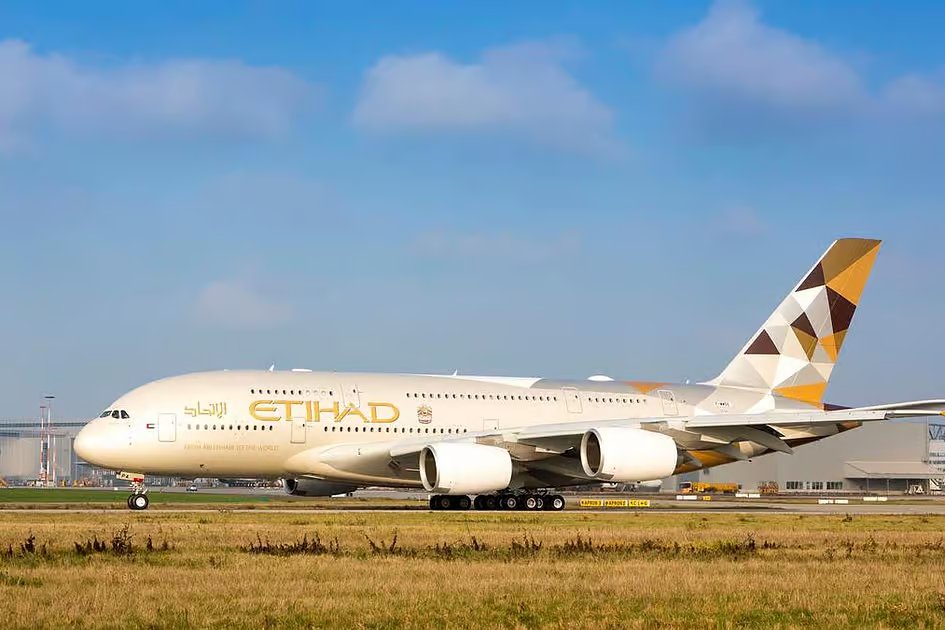 Etihad Airways flight to London returns to Abu Dhabi after technical issue