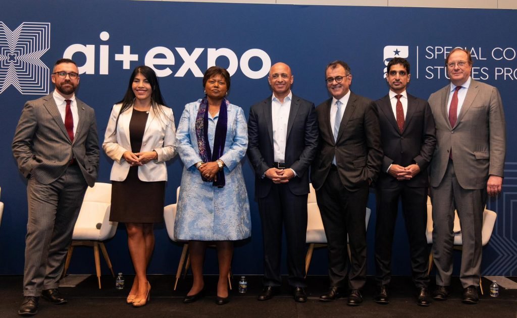 Omran Sharaf meets officials from US Department of State, White House Office of Science and Technology Policy to advance cooperation in critical and emerging technologies, explore economic opportunities