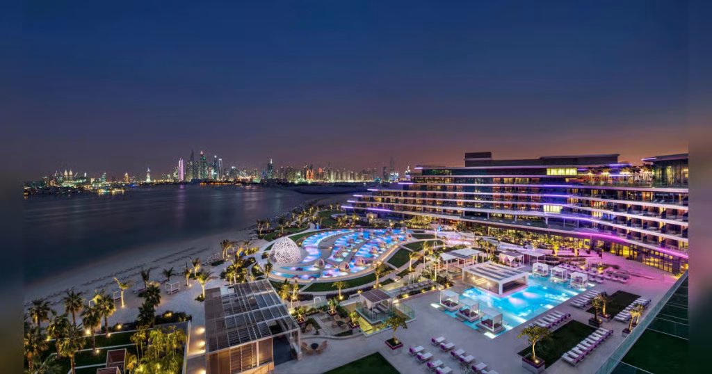 From slow mornings to Latin nights, W The Palm sets the tone for a relaxed luxury staycation