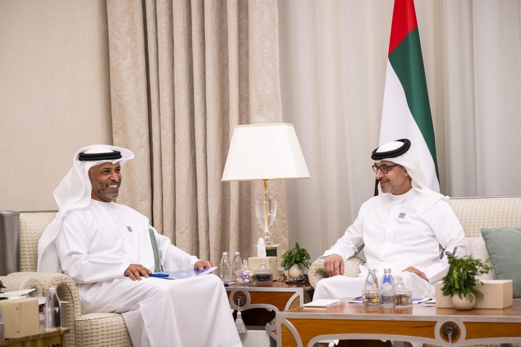 Hazza bin Zayed receives delegation from Khalifa University, reviews science and technology R&D