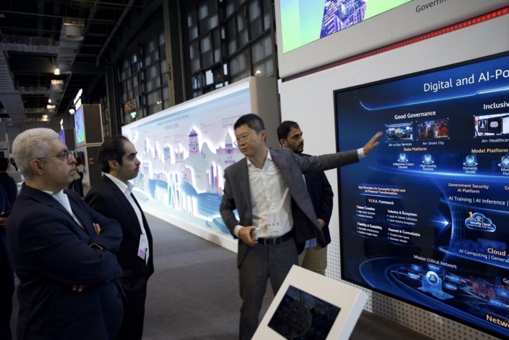 Ajman Municipality delegation explores latest AI solutions at HUAWEI CONNECT 2026